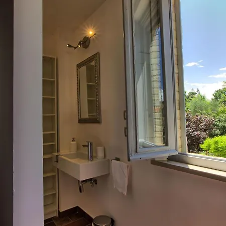 בית נופש Haus Der Musik 270m Veranda- Garten Und Pool By Interhome