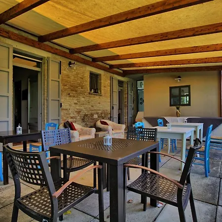 Haus Der Musik 270m Veranda- Garten Und Pool By Interhome 펜션