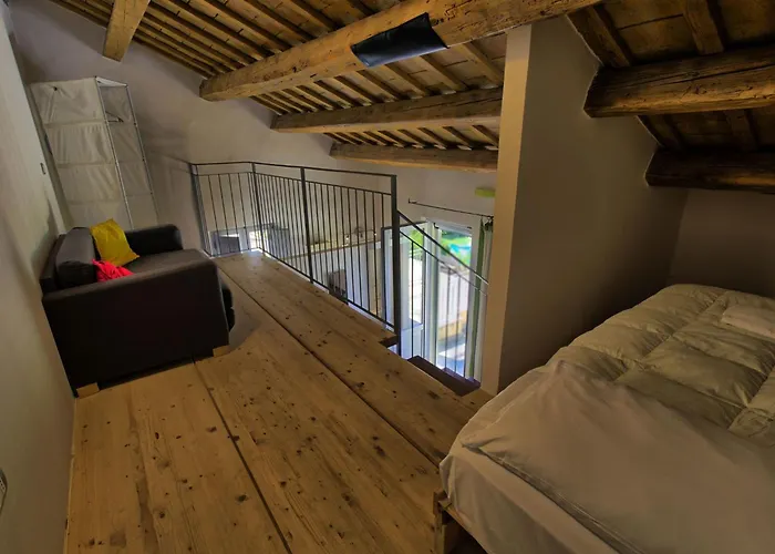 Haus Der Musik 270m Veranda- Garten Und Pool By Interhome Ostra